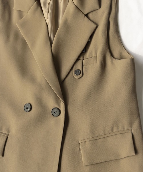 me+em select（ミームセレクト）の「バックスリットTAGテーラードジレベスト（ベスト・レディース・ダークベージュ・FREE）」の15枚目の写真