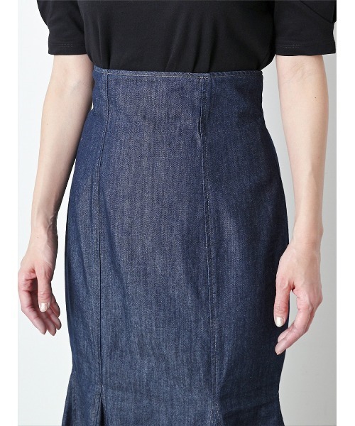 Stylevoice for xxx(スタイルヴォイスフォー)の「マーメイドデニムスカート(スカート・レディース・ライトブルー/インディゴブルー・SMALL/MEDIUM)」の18枚目の写真