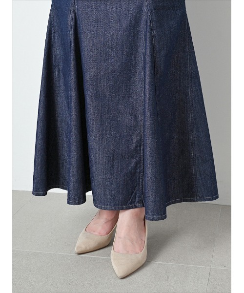 Stylevoice for xxx(スタイルヴォイスフォー)の「マーメイドデニムスカート(スカート・レディース・ライトブルー/インディゴブルー・SMALL/MEDIUM)」の20枚目の写真