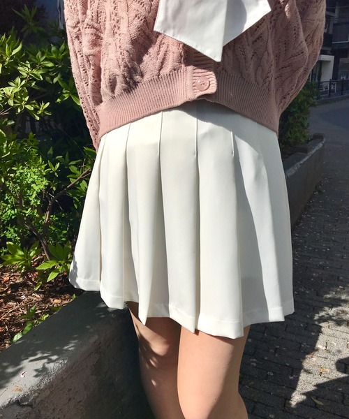 INGNI（イング）の「プリーツスカパン(セットアップ対応)（スカート・レディース・ブラック系6/ブラック/ベージュ/ブラウン系その他2/グレー系8/オフホワイト/ライトベージュ・FREE）」の2枚目の写真