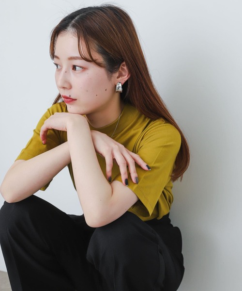 SENSE OF PLACE by URBAN RESEARCH(センスオブプレイスバイアーバンリサーチ)の「オーガニックコットンハイネックTシャツ(半袖)(Tシャツ/カットソー・レディース・ブラック/レッド/オフホワイト/イエロー/グリーン/ライトベージュ・ONE)」の5枚目の写真