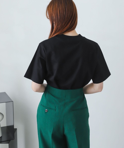 SENSE OF PLACE by URBAN RESEARCH(センスオブプレイスバイアーバンリサーチ)の「オーガニックコットンハイネックTシャツ(半袖)(Tシャツ/カットソー・レディース・ブラック/レッド/オフホワイト/イエロー/グリーン/ライトベージュ・ONE)」の21枚目の写真