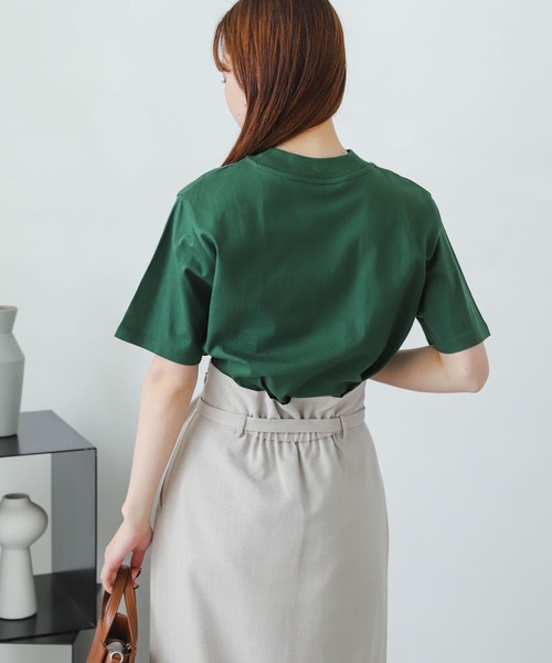 SENSE OF PLACE by URBAN RESEARCH(センスオブプレイスバイアーバンリサーチ)の「オーガニックコットンハイネックTシャツ(半袖)(Tシャツ/カットソー・レディース・ブラック/レッド/オフホワイト/イエロー/グリーン/ライトベージュ・ONE)」の19枚目の写真