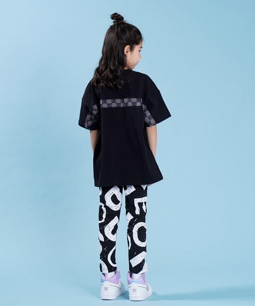 DC（ディーシー）の「DC/ディーシー キッズ Tシャツ YST221551（Tシャツ/カットソー・キッズ・ホワイト/ブラック・100cm/150cm/120cm/140cm/110cm/130cm/160cm）」の14枚目の写真