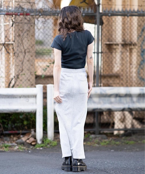 X-girl（エックスガール）の「ONE STAR S/S BABY TEE（Tシャツ/カットソー・レディース・チャコール/オレンジ/ホワイト・M/S）」の6枚目の写真