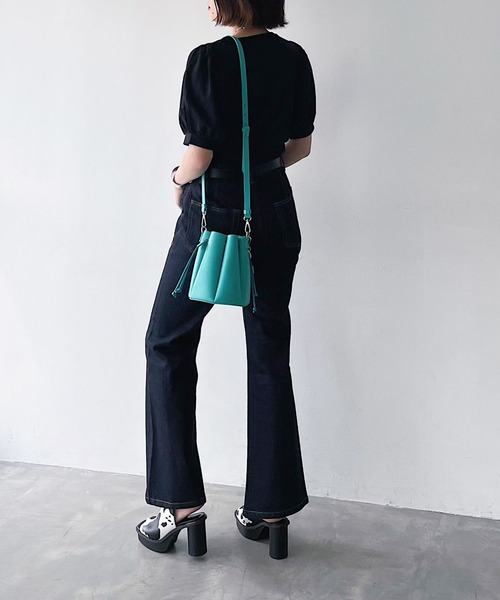 PAGEBOY（ページボーイ）の「ボリュームショートスリーブTシャツ（Tシャツ/カットソー・レディース・スカイブルー/ブラック/オフホワイト/ホワイト×ブラック/グレイッシュベージュ・FREE）」の11枚目の写真