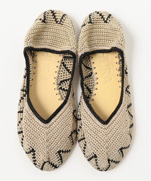 KASHURA（カシュラ）の「KASHURA / カシュラ バレエ シューズ（サンダル・メンズ・ブラック/ベージュ・40/41/42）」の4枚目の写真