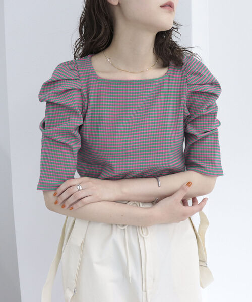 fredy emue(フレディエミュ)の「テレコボーダー袖ボリューム半袖プルオーバー(Tシャツ/カットソー・レディース・ホワイト×ブラック/ブラウン系その他3/グリーン系その他3/ピンク系その他3・38)」の19枚目の写真