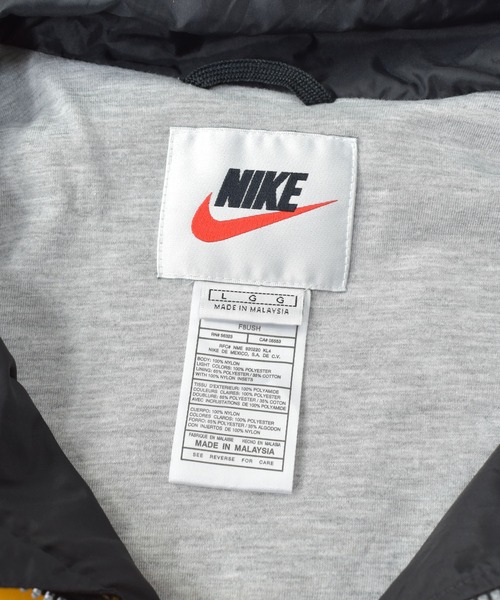 397【人気Lサイズ】ナイキ♤刺繍ロゴ　ハーフジップ　ナイロンジャケット　美品 NIKE - NIKE ナイキ ハーフジップ ナイロンジャケット センター