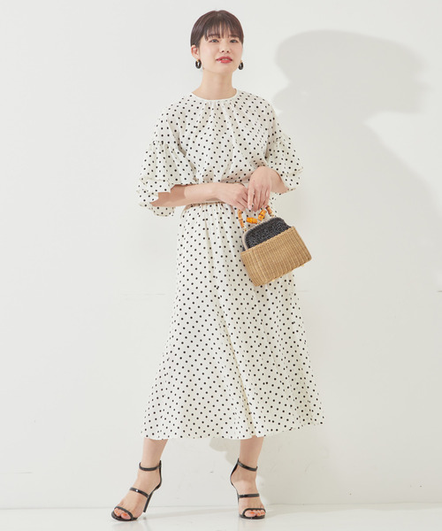 Tiara（ティアラ）の「サテンドットプリント切り替えマーメイドフレアスカート（スカート・レディース・チャコールグレー/ブラック/オフホワイト・FREE）」の4枚目の写真