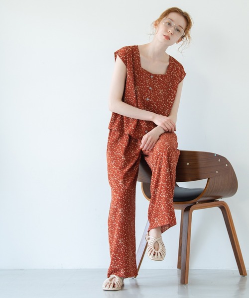 Crisp（クリスプ）の「フラワーフレンチブラウス（シャツ/ブラウス・レディース・レッド/ブルー・FREE）」の17枚目の写真