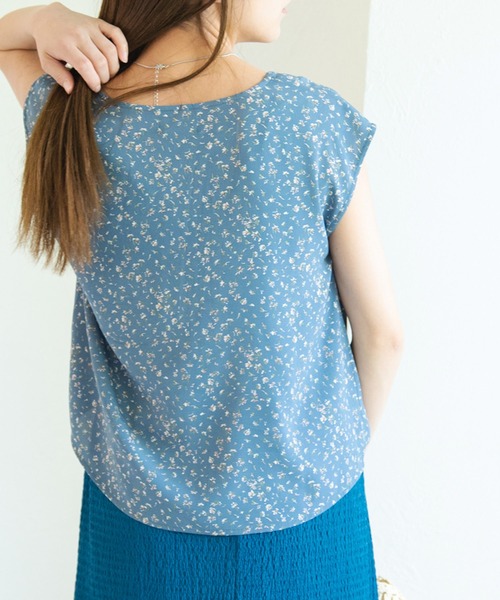 Crisp（クリスプ）の「フラワーフレンチブラウス（シャツ/ブラウス・レディース・レッド/ブルー・FREE）」の8枚目の写真