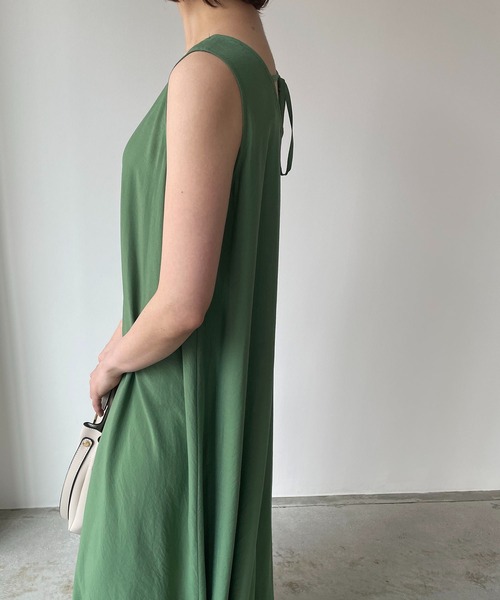 210nouve（トゥージュヌーブ）の「シャドーストライプバックリボンワンピース（ワンピース・レディース・ホワイト/ブラック/ライム/グリーン・FREE）」の16枚目の写真