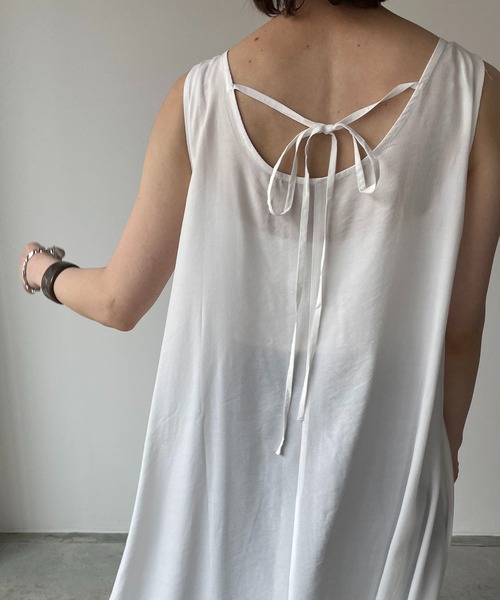 210nouve（トゥージュヌーブ）の「シャドーストライプバックリボンワンピース（ワンピース・レディース・ホワイト/ブラック/ライム/グリーン・FREE）」の21枚目の写真