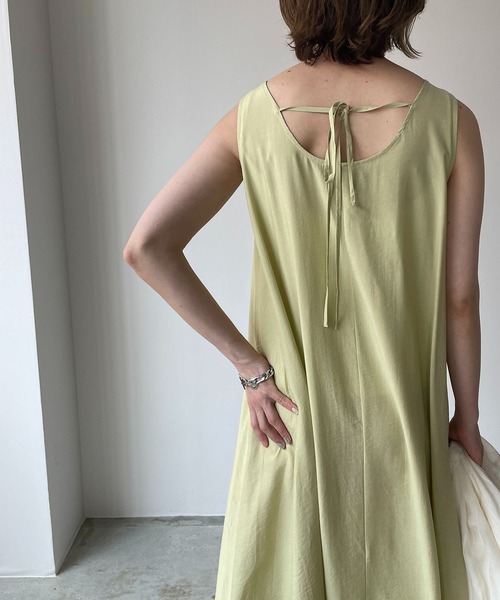 210nouve（トゥージュヌーブ）の「シャドーストライプバックリボンワンピース（ワンピース・レディース・ホワイト/ブラック/ライム/グリーン・FREE）」の8枚目の写真