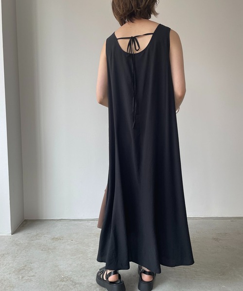 210nouve（トゥージュヌーブ）の「シャドーストライプバックリボンワンピース（ワンピース・レディース・ホワイト/ブラック/ライム/グリーン・FREE）」の9枚目の写真