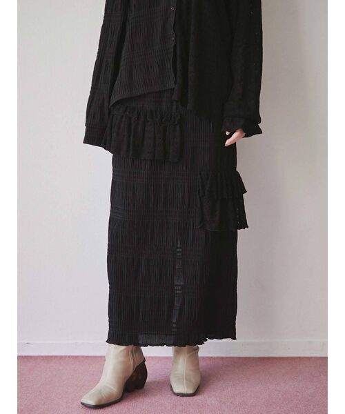 merry jenny（メリージェニー）の「remakeフリルロングスカート（スカート・レディース・オフホワイト/ブラック・FREE）」の2枚目の写真