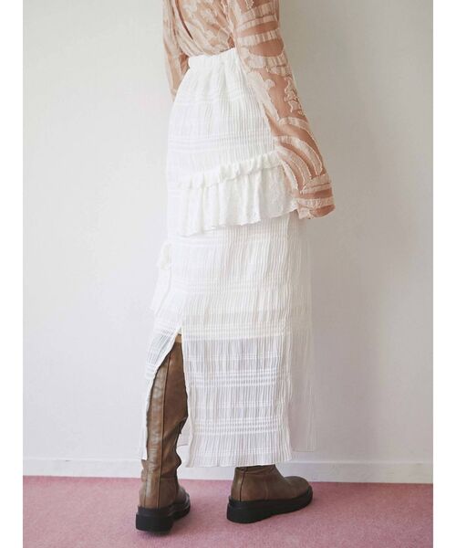 merry jenny（メリージェニー）の「remakeフリルロングスカート（スカート・レディース・オフホワイト/ブラック・FREE）」の5枚目の写真