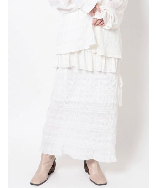 merry jenny（メリージェニー）の「remakeフリルロングスカート（スカート・レディース・オフホワイト/ブラック・FREE）」の13枚目の写真