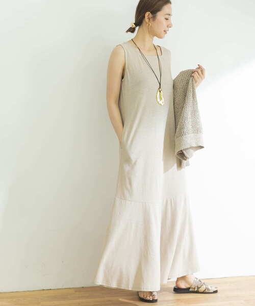 URBAN RESEARCH（アーバンリサーチ）の「リネンコットンカットワンピース（ワンピース・レディース・チャコールグレー/ナチュラル・FREE）」の20枚目の写真