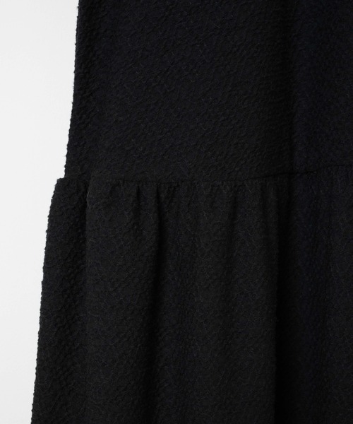 DuKKah(デュカ)の「Dukkah/【低身長向け】フクレジャガードロングワンピース(ワンピース・レディース・ブラック/アイボリー・X-SMALL)」の13枚目の写真