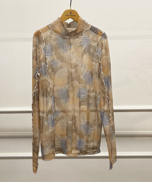 fredy emue（フレディエミュ）の「シアータートルネックカットソー（Tシャツ/カットソー・レディース・ブラック/ラベンダー/ベージュ系その他/グレイッシュベージュ・38）」の19枚目の写真