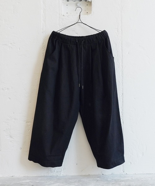 Air Tokyo(エアートウキョー)の「タック ワイド バルーン シルエット イージー チノパンツ(チノパンツ・メンズ・チャコールグレー/ブラック・MEDIUM/LARGE)」の11枚目の写真