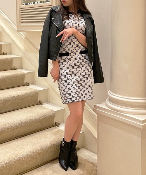 Julia Boutique（ジュリアブティック）の「JB柄モノグラム柄ノースリーブタイトニットワンピース/22525（ワンピース・レディース・ホワイト/グレー・ONE）」の3枚目の写真