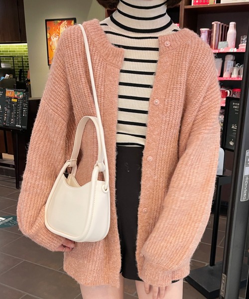 Ambre Ciel(アンブルシエル)の「コンパクトショルダーバック/【WEB/EC限定商品】(ショルダーバッグ・レディース・ブラック/オフホワイト/グリーン/キャメル・FREE)」の2枚目の写真