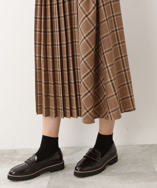 DRESKIP（ドレスキップ）の「◆【大人レトロな気分】チェック柄プリ－ツスカート（スカート・レディース・ベージュ系その他2/ブラック系1/ダークブラウン系1・02/03/04）」の10枚目の写真