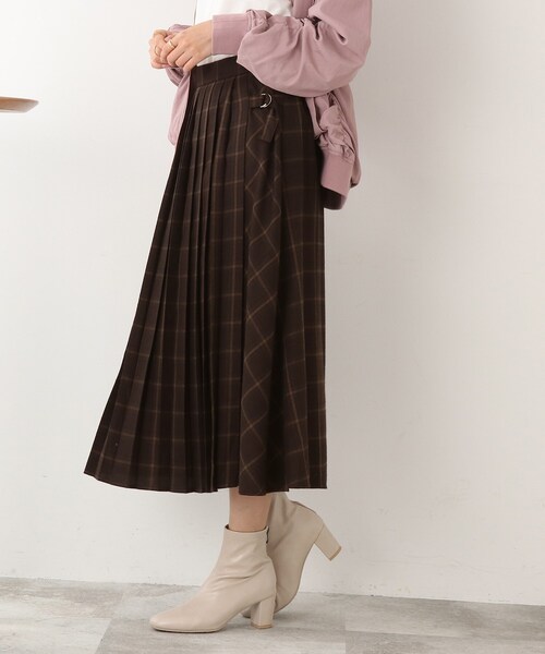 DRESKIP（ドレスキップ）の「◆【大人レトロな気分】チェック柄プリ－ツスカート（スカート・レディース・ベージュ系その他2/ブラック系1/ダークブラウン系1・02/03/04）」の18枚目の写真