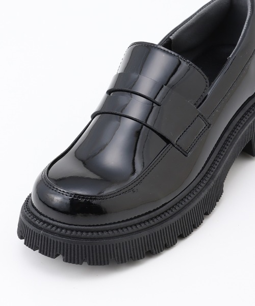 Honeys（ハニーズ）の「厚底コインローファー（ローファー・レディース・ライトベージュ/ブラック系その他/ブラック・M/L/S）」の8枚目の写真