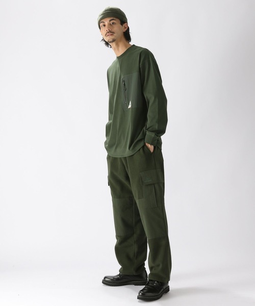 niko and...（ニコアンド）の「[CITY CREEK]異素材ギミックプルオーバー（Tシャツ/カットソー・メンズ・カーキ/チャコール・MEDIUM/LARGE）」の8枚目の写真