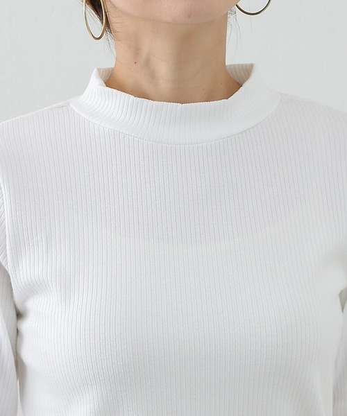 COLONY 2139（コロニートゥーワンスリーナイン）の「リブプチハイネックプルオーバー（Tシャツ/カットソー・レディース・グリーン/オフホワイト/パープル/ブラック/ベージュ・FREE）」の20枚目の写真