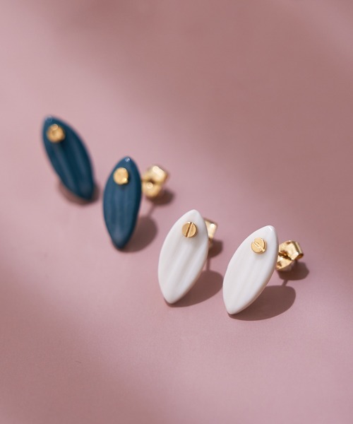 collex（コレックス）の「【Vesna Garic/ヴェスナガリック】 ヴィッシーピアス ⅰ（ピアス（両耳用）・レディース・ホワイト/グリーン・フリー）」の3枚目の写真