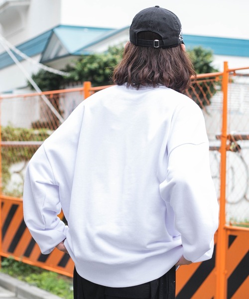 WEGO（ウィゴー）の「WEGO/アクセ付きグラフィックプルオーバー（スウェット・メンズ・マスタード/グレー系その他/ブラック/ホワイト・LARGE/MEDIUM）」の20枚目の写真