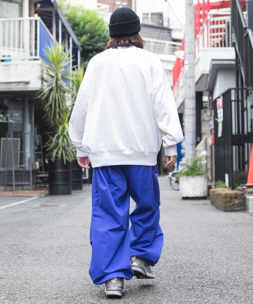 WEGO（ウィゴー）の「WEGO/アクセ付きグラフィックプルオーバー（スウェット・メンズ・マスタード/グレー系その他/ブラック/ホワイト・LARGE/MEDIUM）」の22枚目の写真