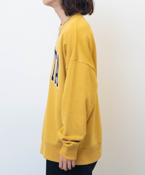 WEGO（ウィゴー）の「WEGO/アクセ付きグラフィックプルオーバー（スウェット・メンズ・マスタード/グレー系その他/ブラック/ホワイト・LARGE/MEDIUM）」の9枚目の写真