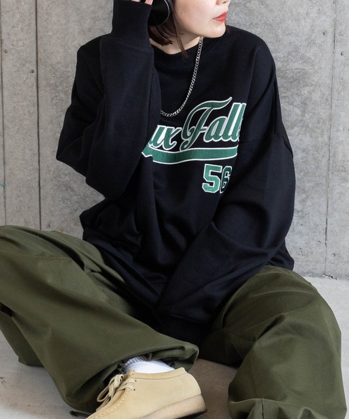 WEGO（ウィゴー）の「WEGO/アクセ付きグラフィックプルオーバー（スウェット・メンズ・マスタード/グレー系その他/ブラック/ホワイト・LARGE/MEDIUM）」の5枚目の写真