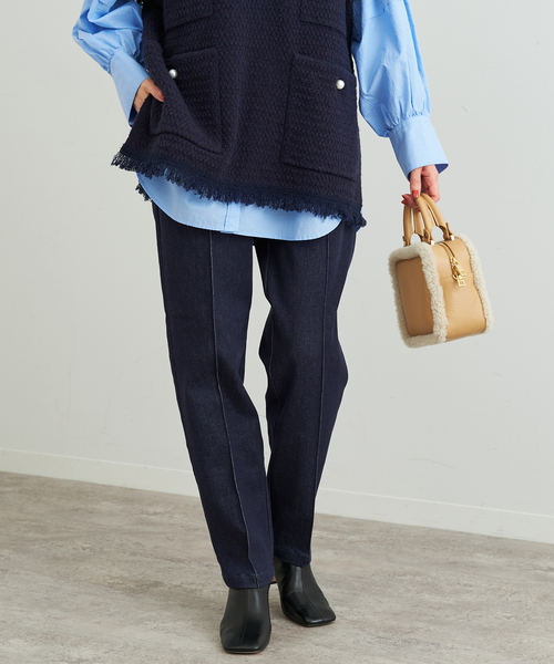 SLOBE IENA（スローブイエナ）の「デニムピンタックパンツ（デニムパンツ・レディース・ネイビー・36/38/40）」の7枚目の写真