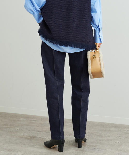 SLOBE IENA（スローブイエナ）の「デニムピンタックパンツ（デニムパンツ・レディース・ネイビー・36/38/40）」の11枚目の写真