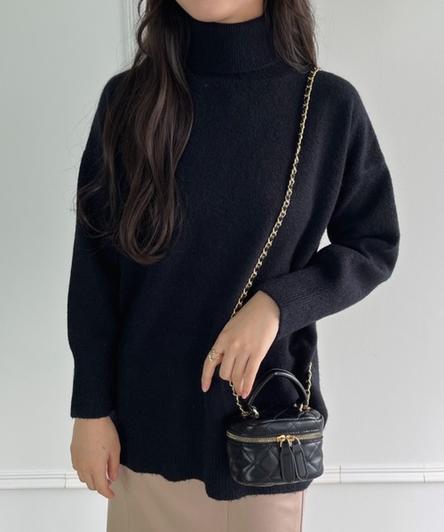 Loueme(ルエム)の「ハイネックドロップショルダーニットプルオーバー(ニット/セーター・レディース・モカ/ブラック/アイボリー・FREE)」の16枚目の写真