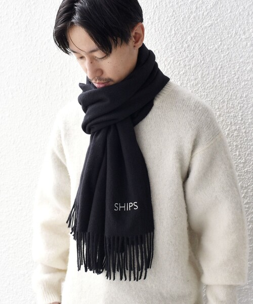 SHIPS（シップス）の「*〈手洗い可能〉ユニセックスロゴストール◆（ストール/ショール・レディース・ライトブルー/ブラック/オフホワイト/ベージュ/ピンク/グレー・ONE SIZE）」の2枚目の写真