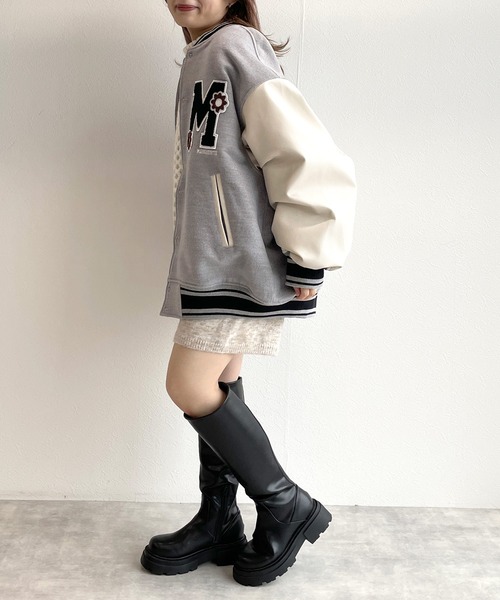 w closet（ダブルクローゼット）の「マーガレットメルトンスタジャン（スタジャン・レディース・ネイビー/ライトグレー・FREE）」の3枚目の写真