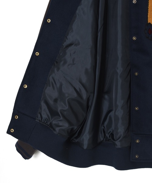 w closet（ダブルクローゼット）の「マーガレットメルトンスタジャン（スタジャン・レディース・ネイビー/ライトグレー・FREE）」の5枚目の写真