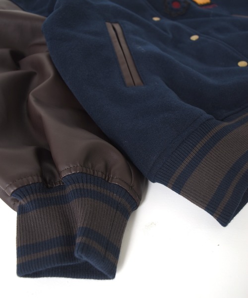 w closet（ダブルクローゼット）の「マーガレットメルトンスタジャン（スタジャン・レディース・ネイビー/ライトグレー・FREE）」の8枚目の写真