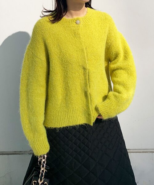 OPAQUE.CLIP(オペークドットクリップ)の「◆PEGGYビジュー釦モヘヤカーディガン(カーディガン/ボレロ・レディース・ピンク系/チャコールグレー/イエロー・38)」の18枚目の写真