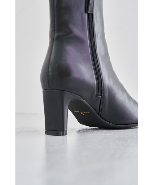 AZUL by moussy（アズールバイマウジー）の「CENTER STITCH SHORT BOOTS/センターステッチショートブーツ（ブーツ・レディース・ダークブルー/アイボリー/ブラック・LARGE/SMALL/MEDIUM）」の16枚目の写真