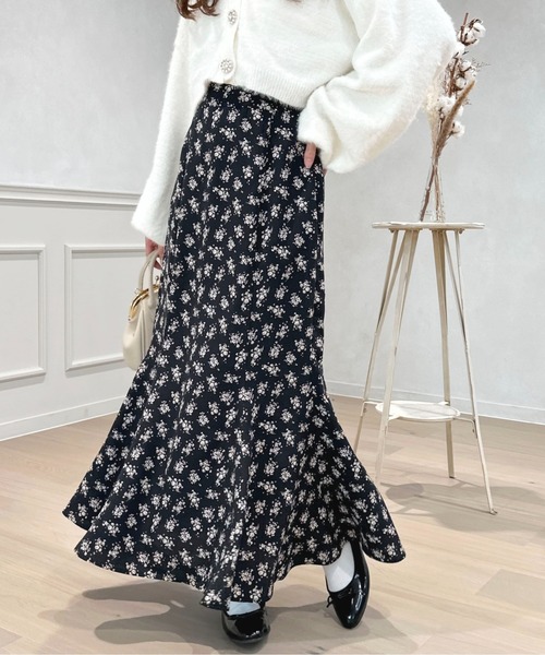 apres jour（アプレジュール）の「アソートハイウエストマーメイドスカート【ZOZOTOWN限定アイテム】（スカート・レディース・ブラック系その他/ピンク/ブラック/アイボリー/ホワイト系その他・X-LARGE/MEDIUM/SMALL）」の4枚目の写真