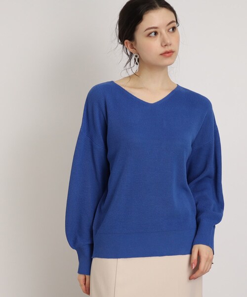 DRESKIP（ドレスキップ）の「◆【顔回りをすっきり見せる】Vネック片畦ニット（ニット/セーター・レディース・ブラック/ナチュラル/ブルー/ピンク系・02/03/04）」の6枚目の写真